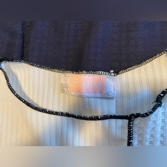 Women's Cropped Tank Top - Picture 3 of 3